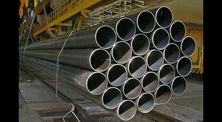 Труба бесшовная горячедеформированная 194х10 мм