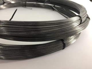 Проволока торговая оцинкованная ОС 5 мм 1 - в «Монолит-Металлопрокат».