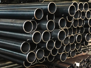 Труба бесшовная 09Г2С 720х40 мм 1 - в «Монолит-Металлопрокат».