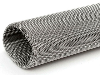 Сетка тканая сталь 10 0,5х2,5х0,5 мм 0 - в «Монолит-Металлопрокат».