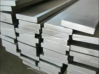 Полоса стальная 50х5 мм 6 м 2 - в «Монолит-Металлопрокат».